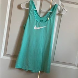 Nike tank